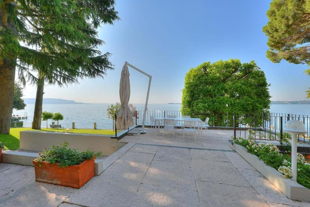 Appartamento 33 Rose Gardone Riviera Dış mekan fotoğraf